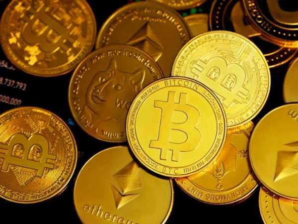 Путешествие сквозь Метавселенную Криптовалют: Обзоры CoinVerse